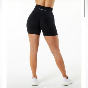 Alphalete amplify shorts